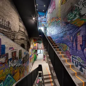 Campus Community A-hotel Хостел